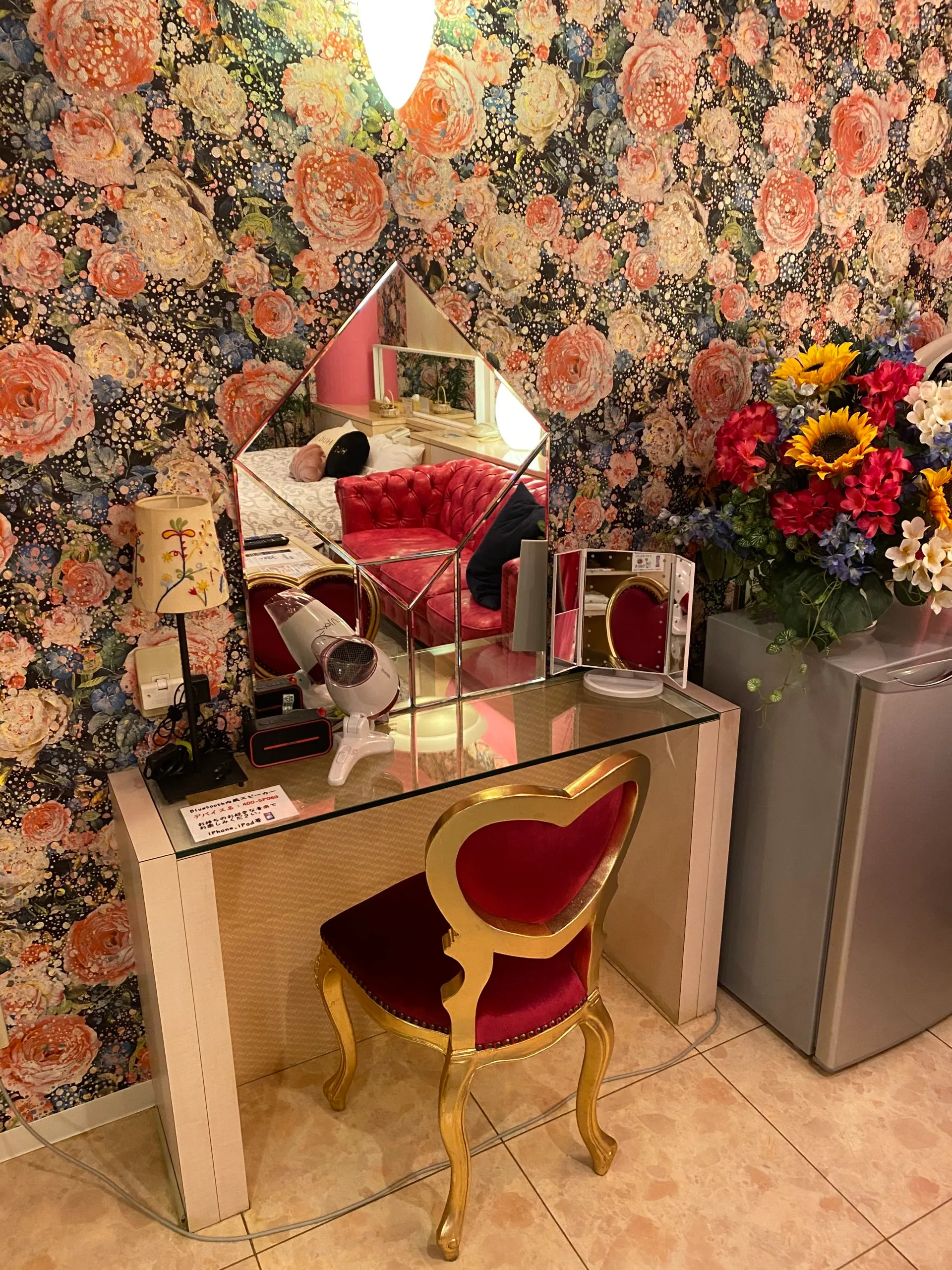 121号室のドレッサー